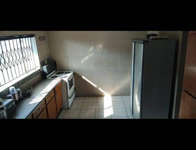 3 BEDROOM HOUSE FOR SALE IN LINDHAVEN
